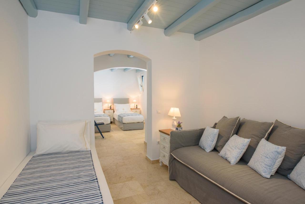 Tholariani Villas アモルゴス島 エクステリア 写真